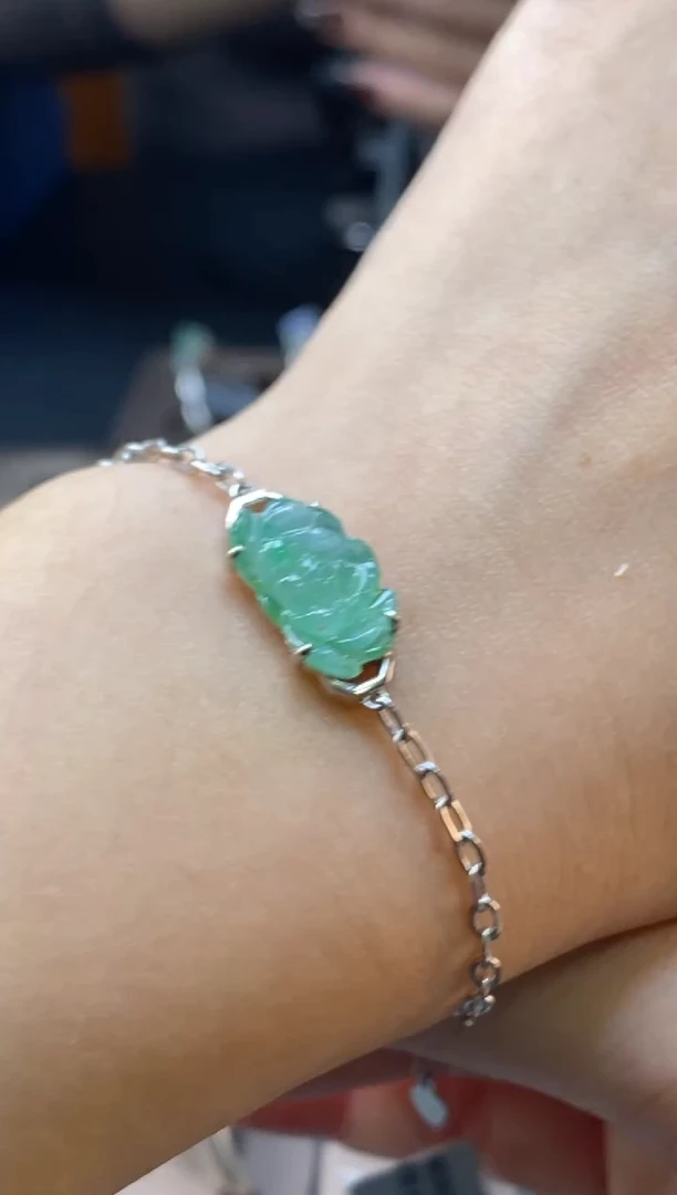 颈饰银S925镶嵌翡翠净货16873