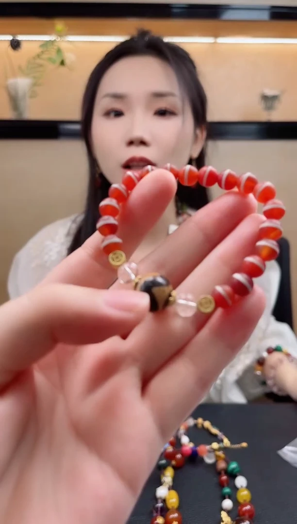未镶嵌手链玛瑙/玉髓默认微瑕，介意勿拍！