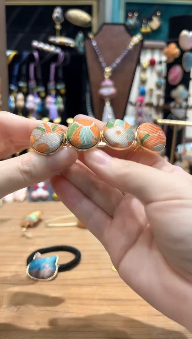 【闪购商品】【孤品车3.12】山石牡丹四个豆弹簧夹