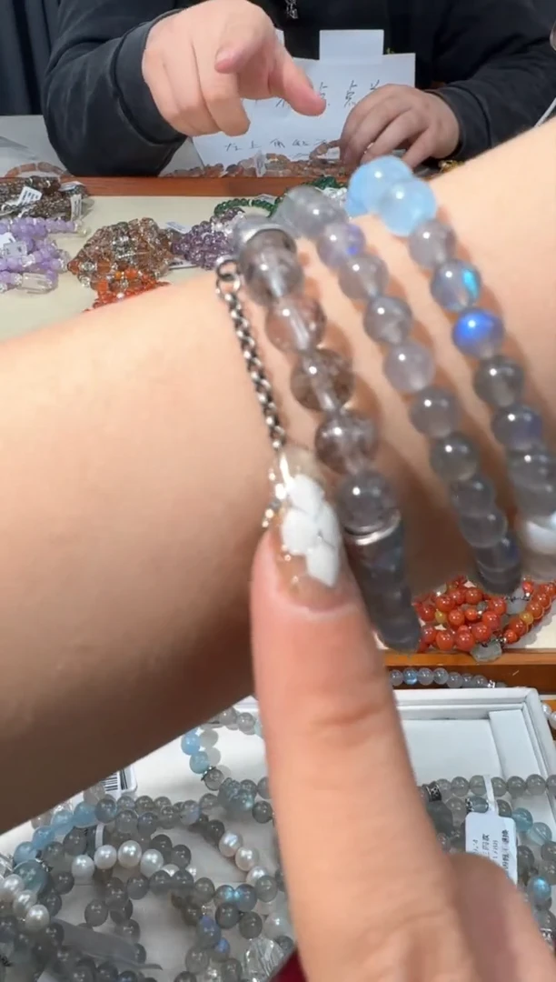 【闪购商品】水晶手链银S925镶嵌D161灰月海蓝三圈设计款