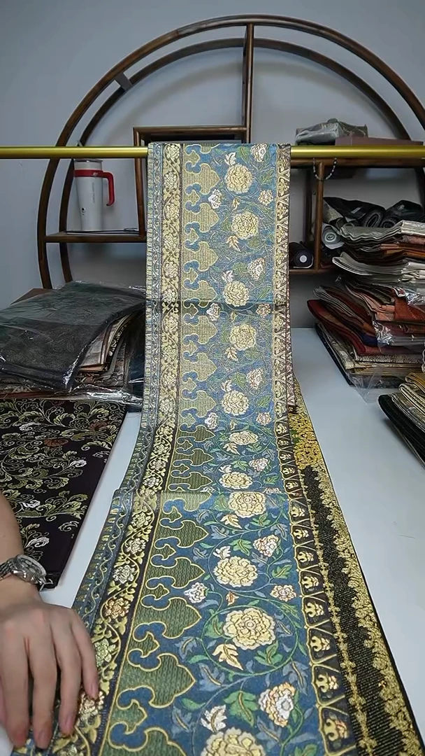 织绣83缠枝莲花卉花卉