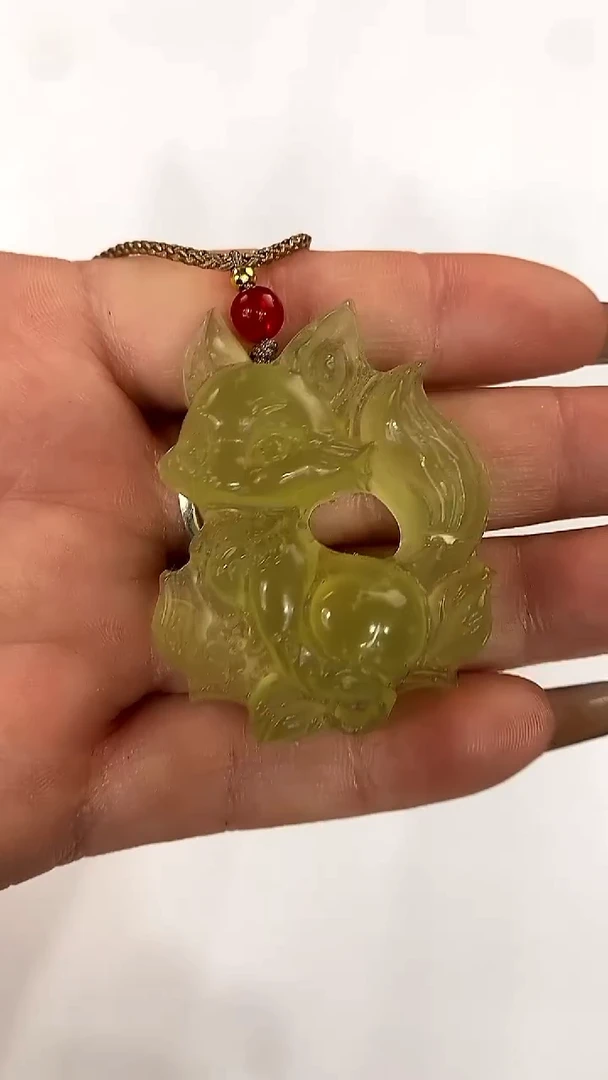 未镶嵌蛇纹石玉吊坠吊坠