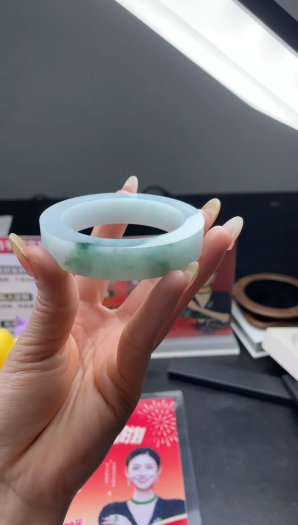 【闪购商品】定制翡翠手镯未镶嵌DDH97511