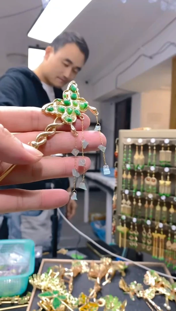 【闪购商品】翡翠耳饰合金175翡翠发簪