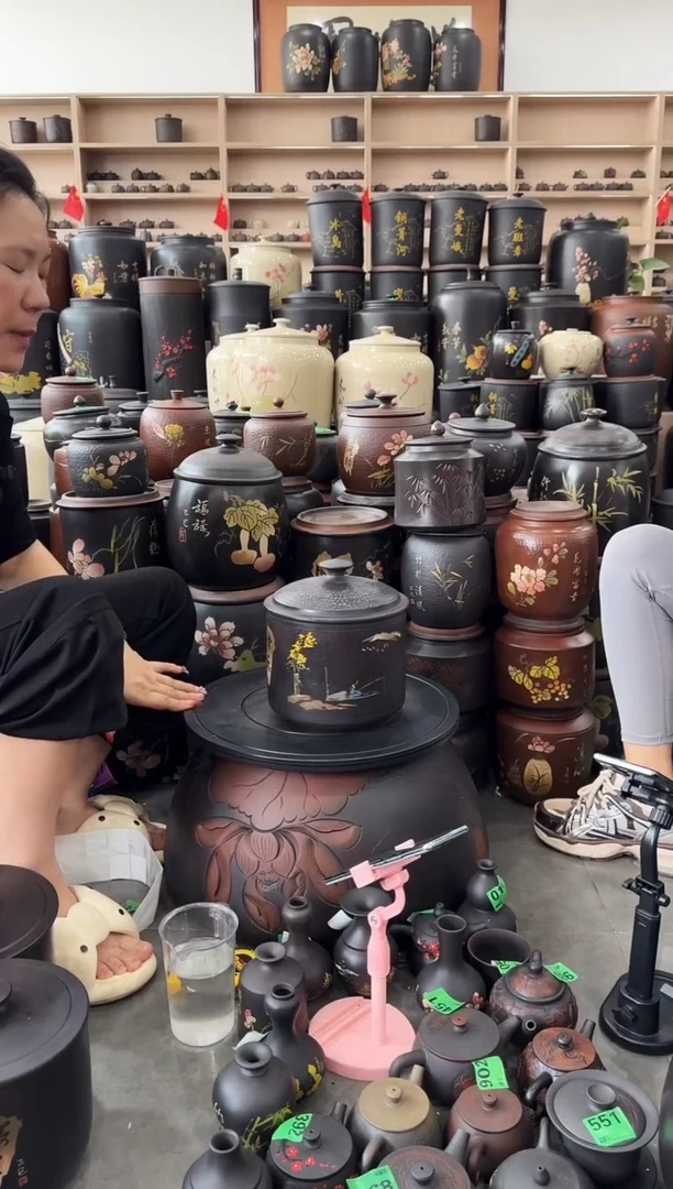 罐瑕疵茶叶罐 小五饼彩填 828
