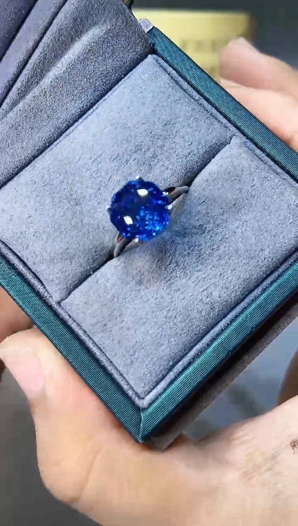 托帕石戒指银S925镶嵌......