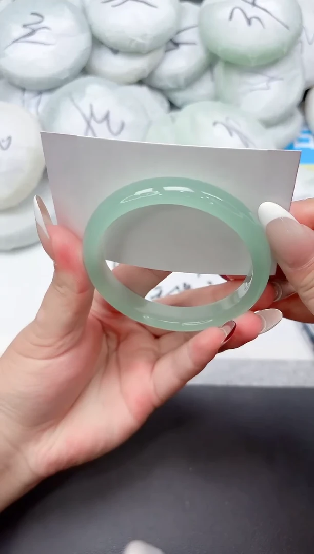 未镶嵌手镯石英质玉311-58.6