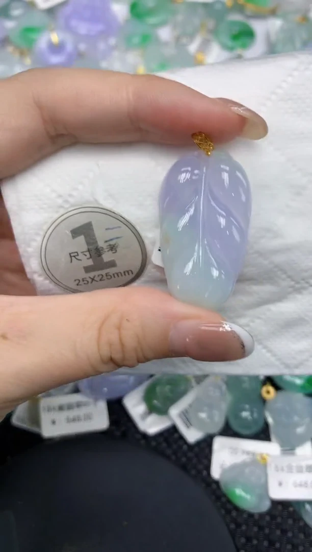颈饰18K金镶嵌翡翠1111111