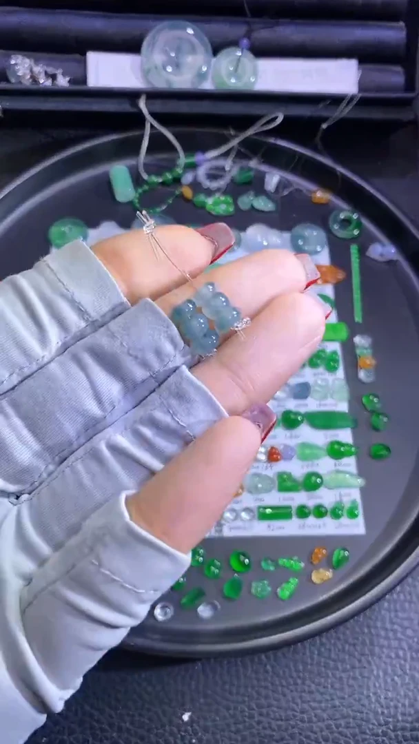 未镶嵌挂件翡翠珠子