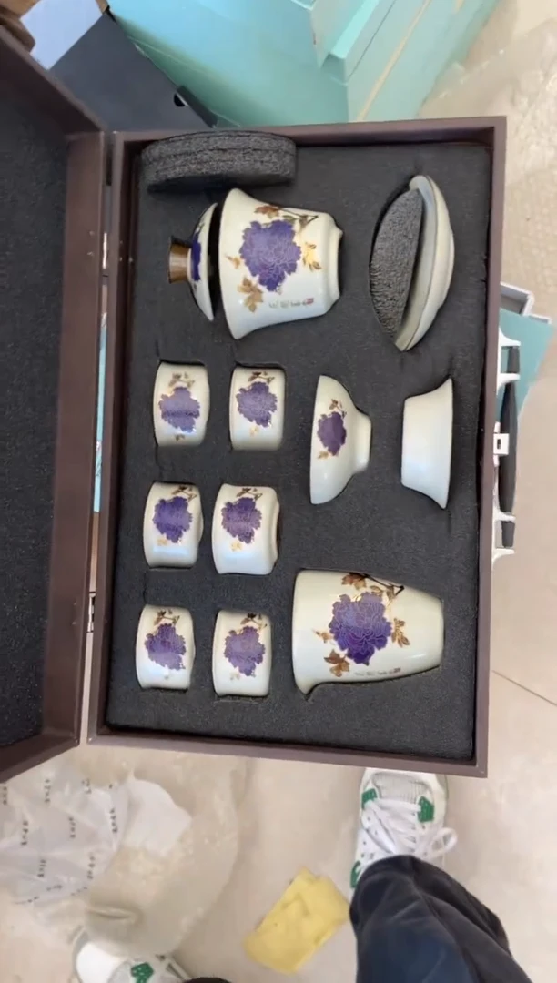 无运费险有瑕疵的摄影的产品有使用过的痕迹有点脏介意勿拍