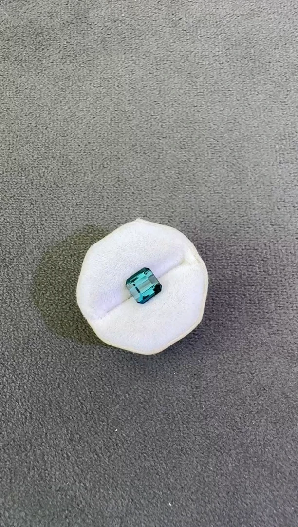 未镶嵌珠宝半成品碧玺1.28ct