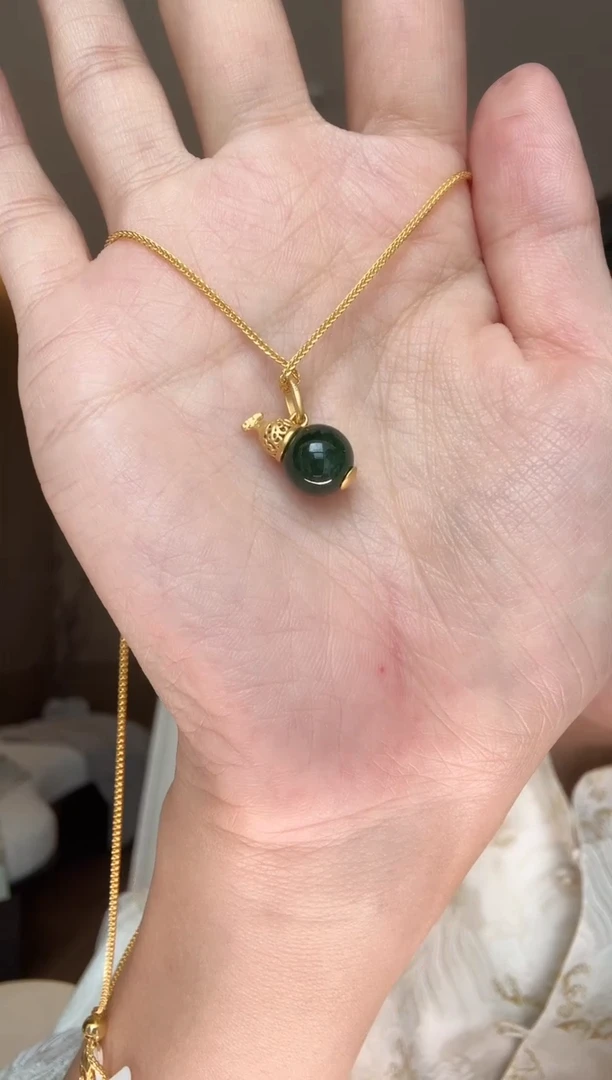 【闪购商品】翡翠吊坠(赠链)18K金镶嵌金镶玉葫芦 赠银链
