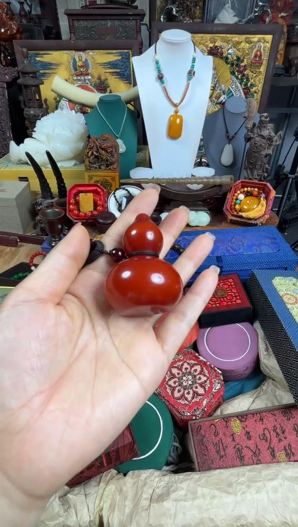 未镶嵌蜜蜡裸石678768678768768687