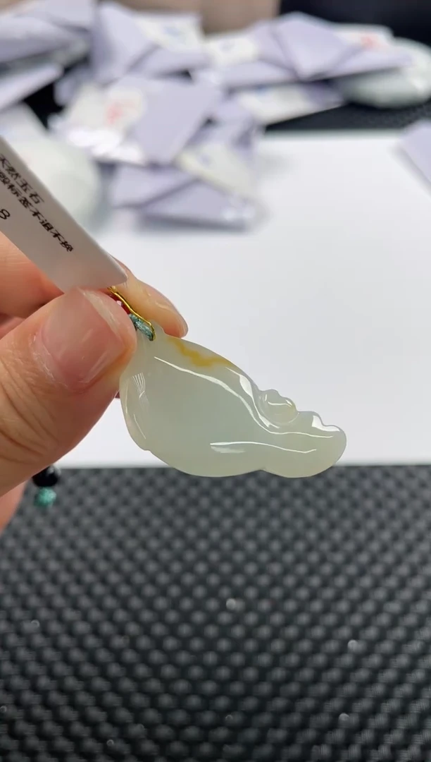颈饰未镶嵌翡翠9703