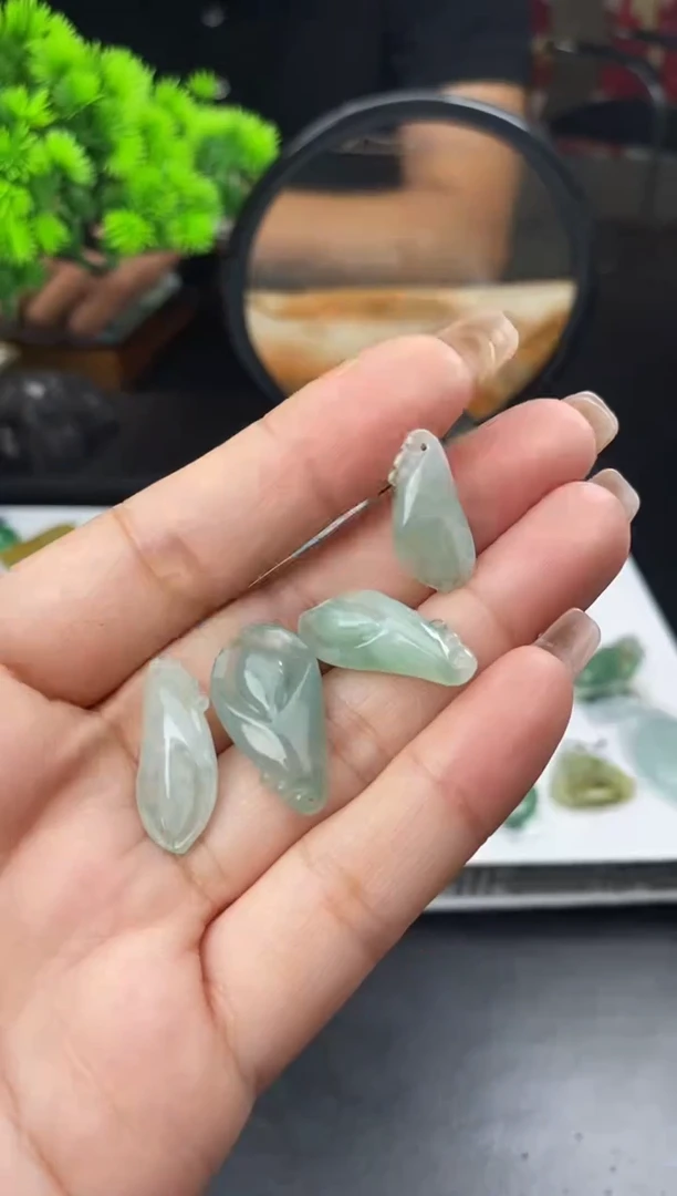 翡翠未镶嵌颈饰批量货品多样性发其一/福利2