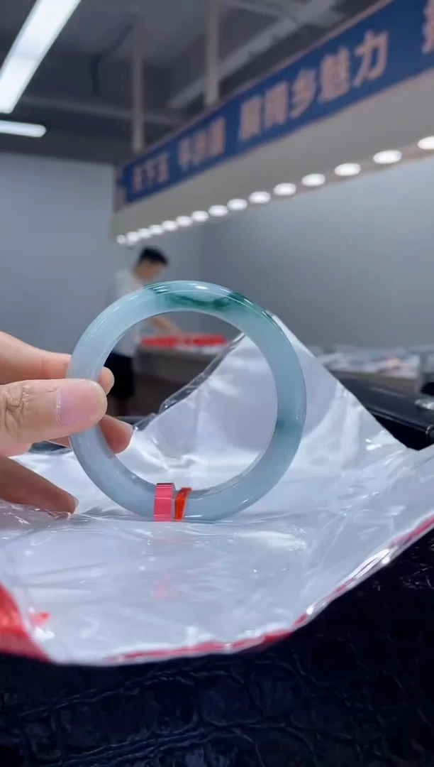 未镶嵌手镯翡翠手镯7