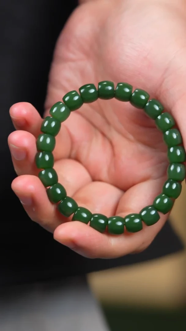 手链未镶嵌和田玉9mm俄碧菠菜绿