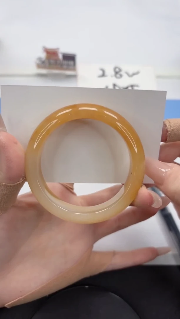 【闪购商品】石英质玉手镯未镶嵌A370-56