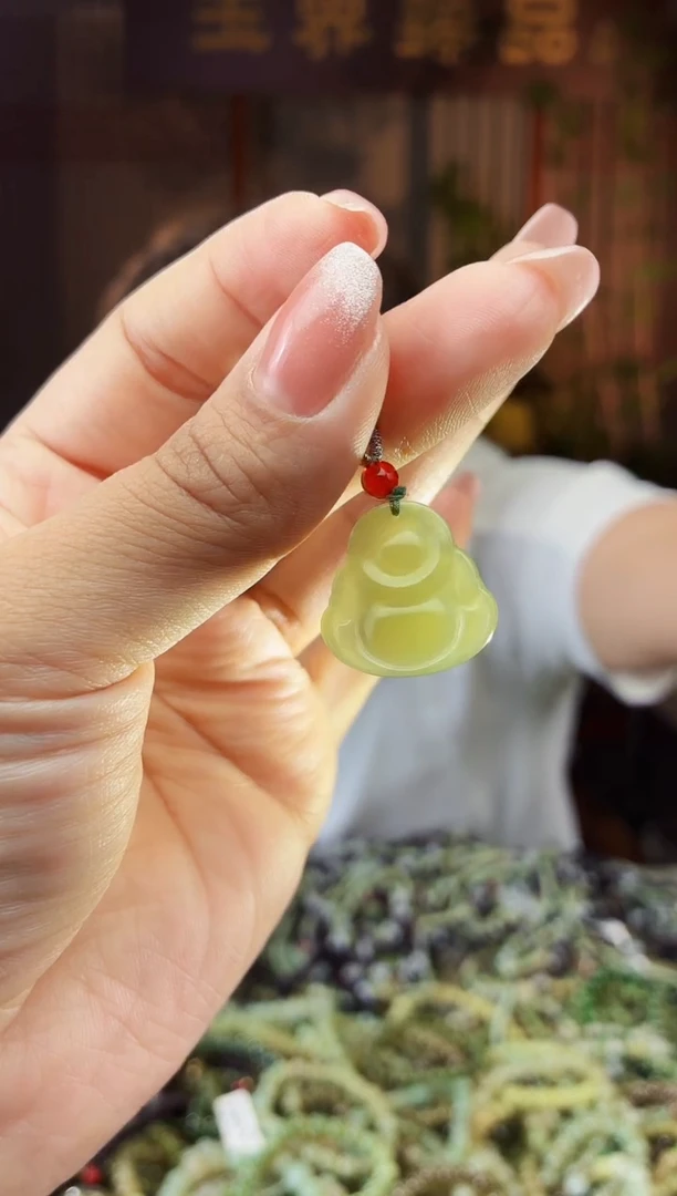 和田玉未镶嵌颈饰拍一发一