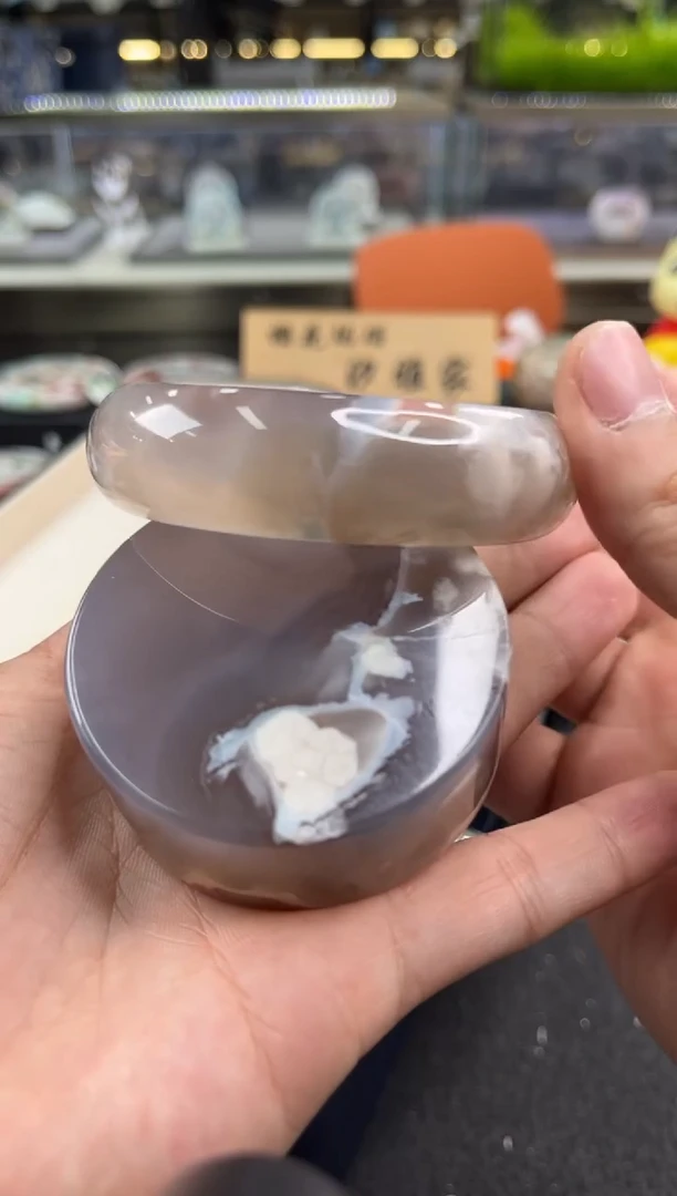 未镶嵌手镯石英质玉尘*丷圈口（赠品镯心）