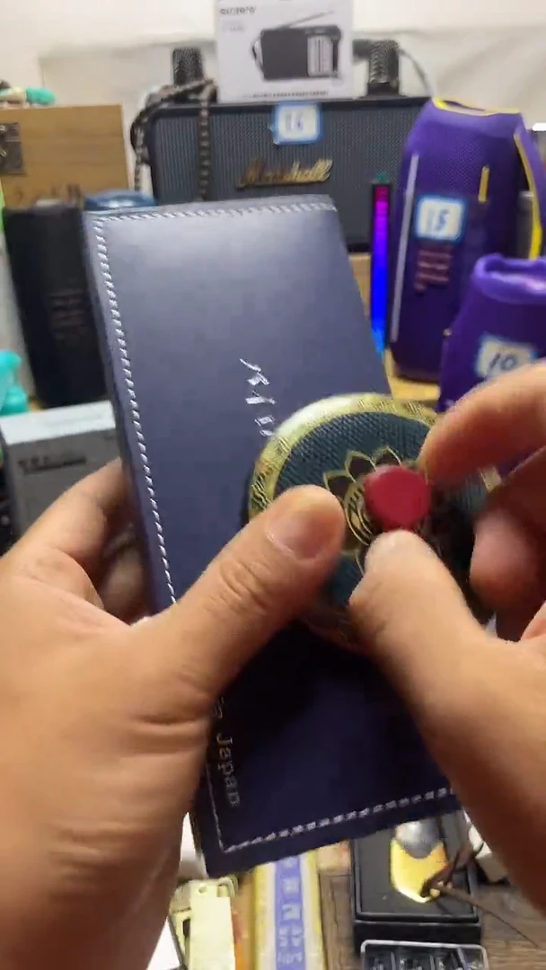 瓷片闪购商品 如图所示