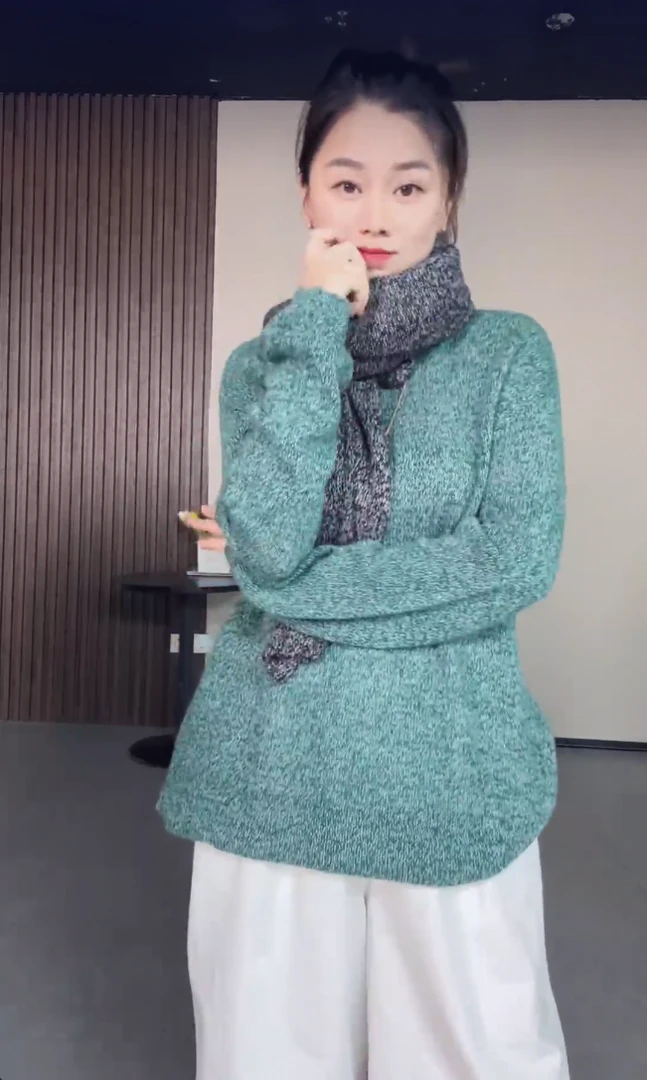 0801-19   女款气质秋冬绵羊毛莱赛尔针织衫   XY  811