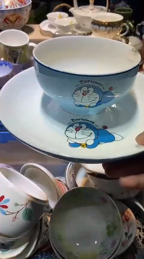 瓷片艳****e1111111111111@@1
