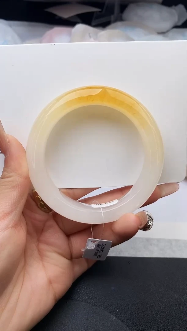 未镶嵌手镯石英质玉w38-HHB58+