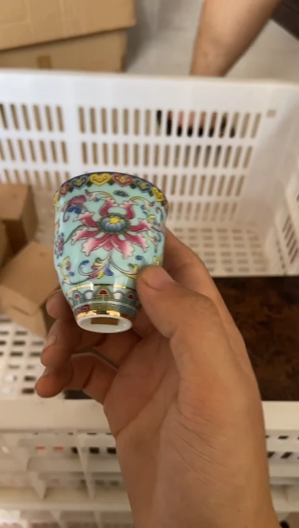 无运费险有瑕疵的摄影的产品有使用过的痕迹有点脏介意勿拍