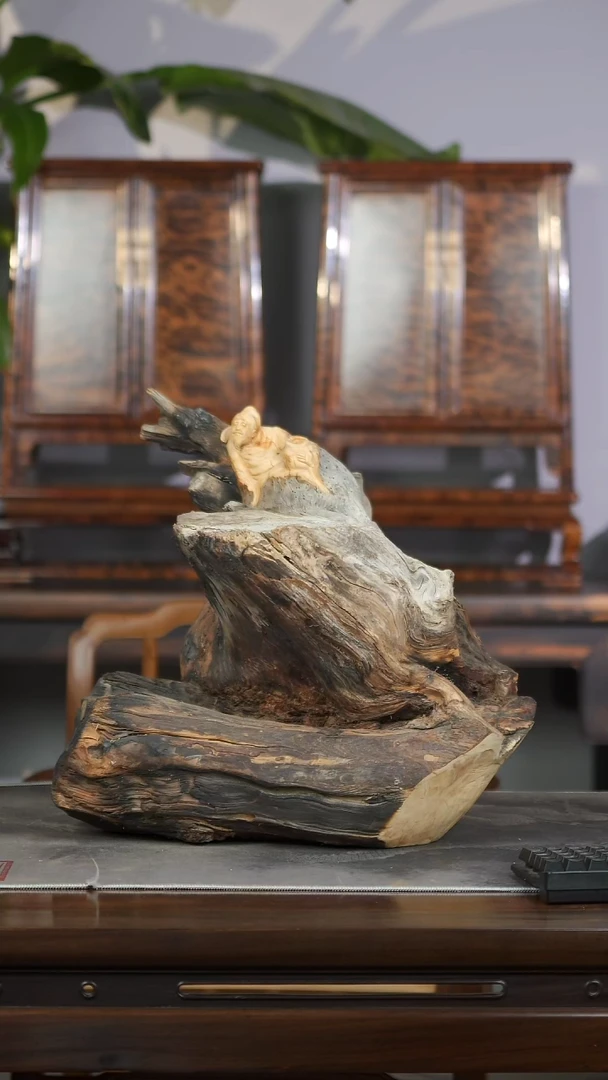 柏木（崖柏）陈化黑油雷击料巧雕李白醉酒摆件