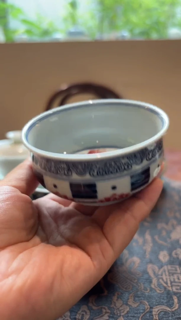 E****m闪购青花双鱼杯