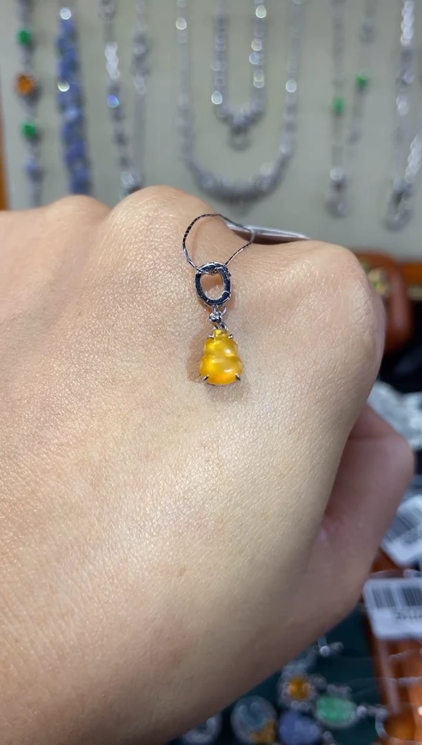 【闪购商品】翡翠颈饰18K金镶嵌吊坠