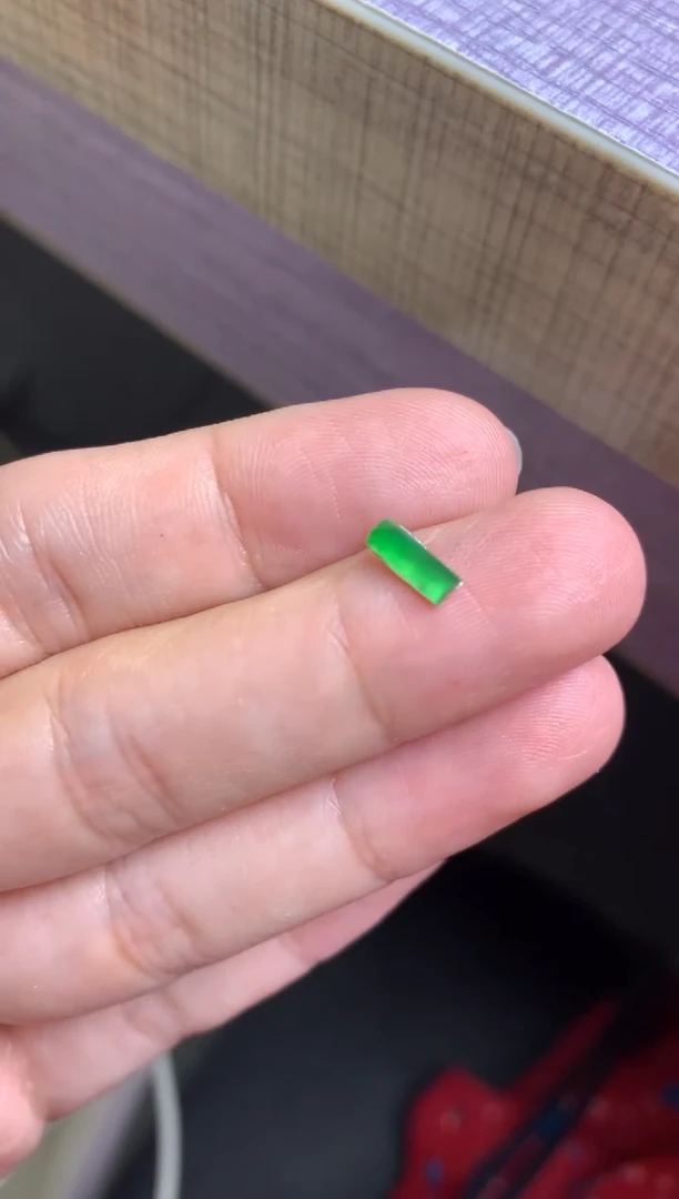 未镶嵌定制翡翠毛货