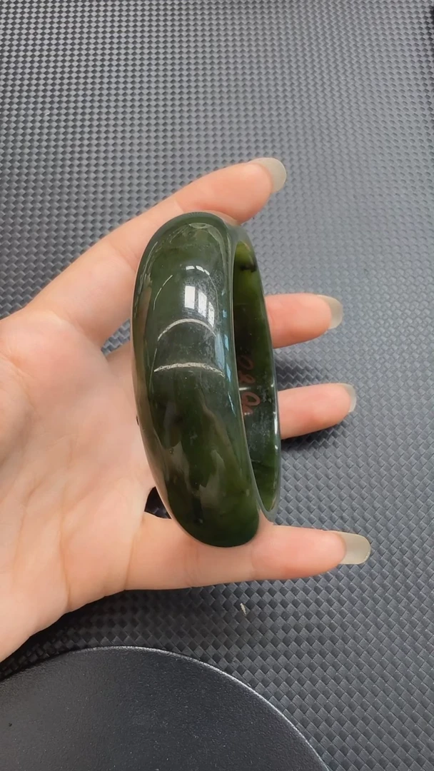 和田玉手镯未镶嵌831圈口59.7