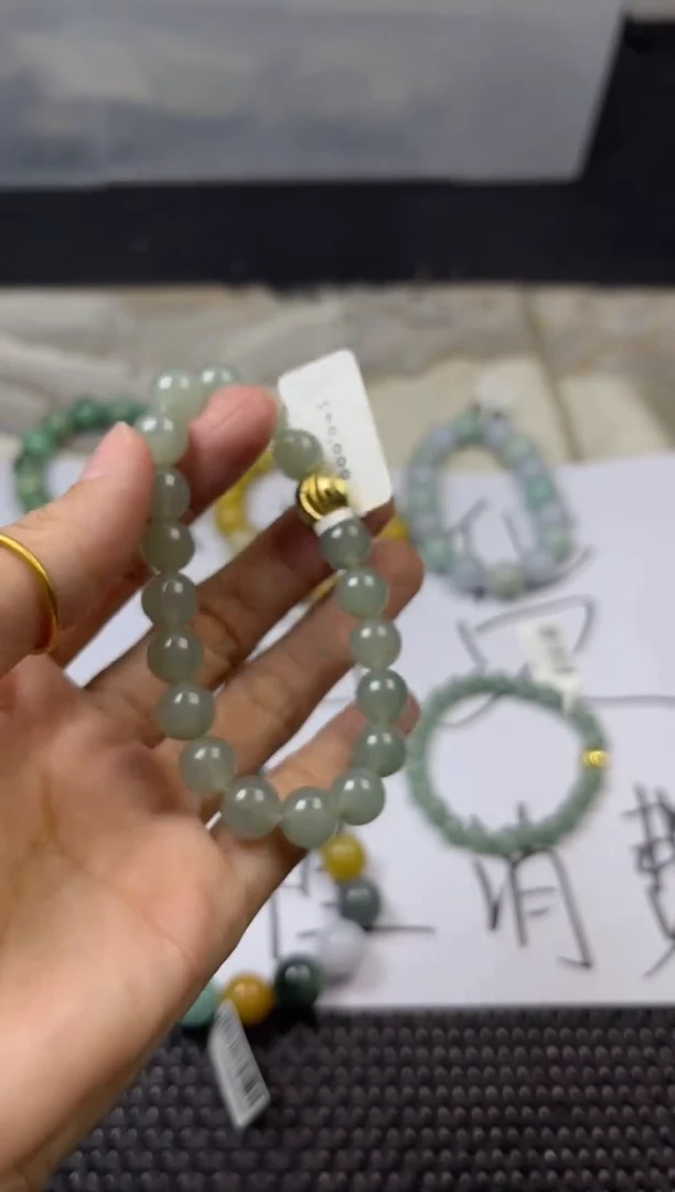 未镶嵌定制翡翠翡翠
