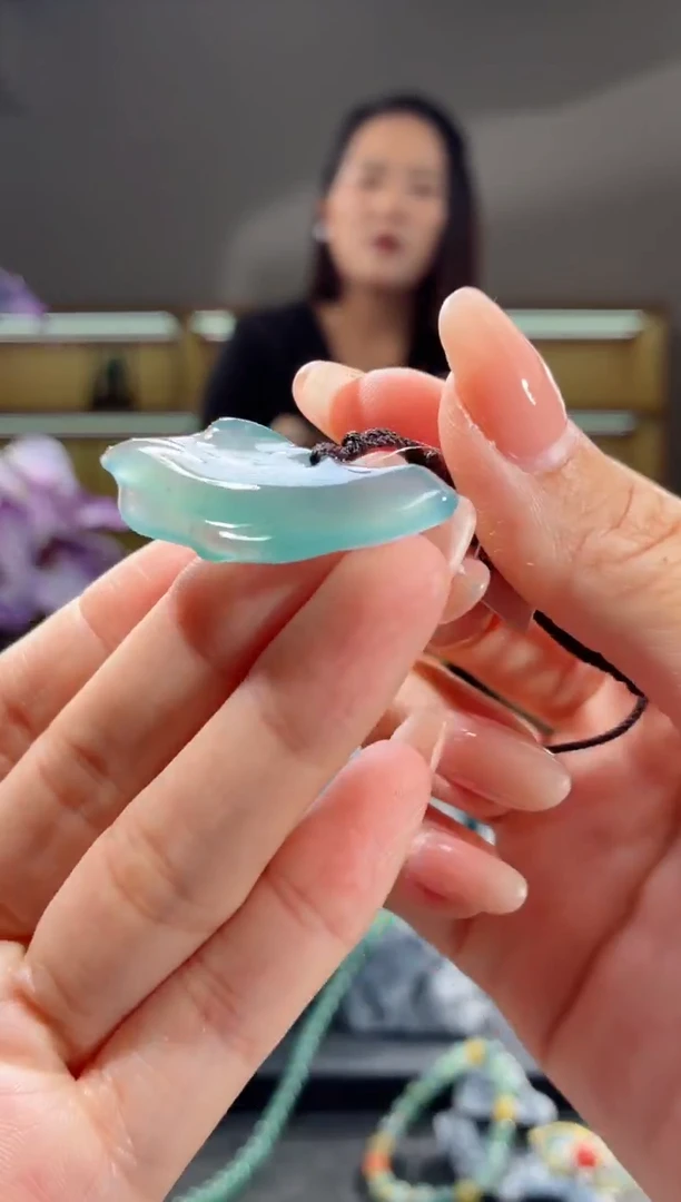 吊坠(不含链)未镶嵌翡翠形意（多样性发其一）