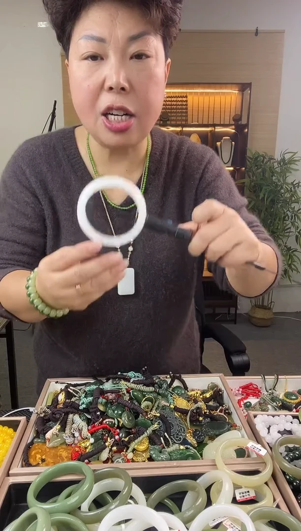 颈饰未镶嵌和田玉多样性拍一发一  60  0447