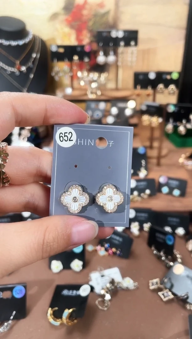 合金925银锆石萱652