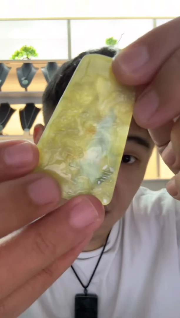 【闪购商品】翡翠颈饰未镶嵌天然翡翠A货孤品一件