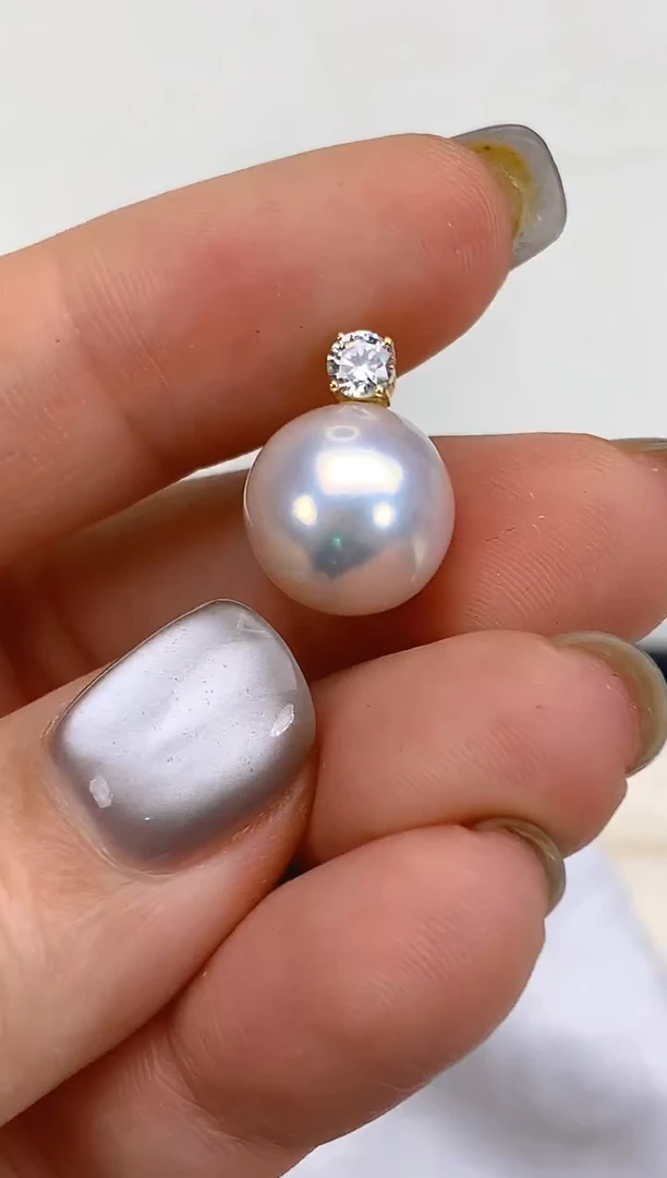 18K金镶嵌淡水珍珠吊坠116