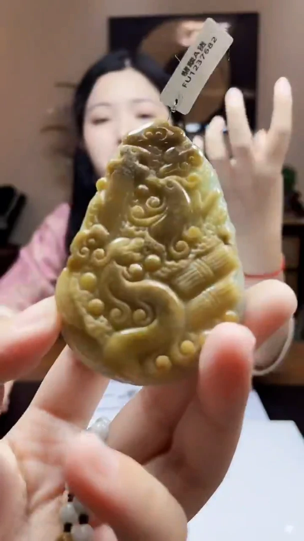 未镶嵌定制翡翠吊坠61