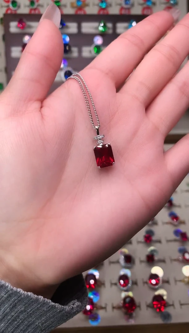 吊坠(赠链)银S925镶嵌红宝石8*10 酒红 银托