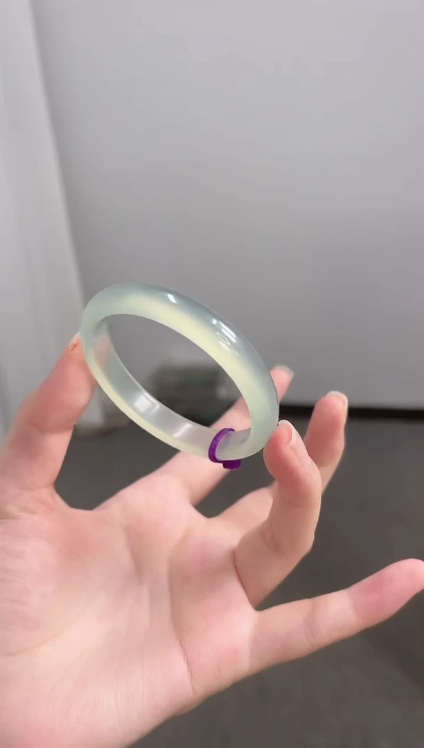 手镯玛瑙/玉髓未镶嵌51-52正圈