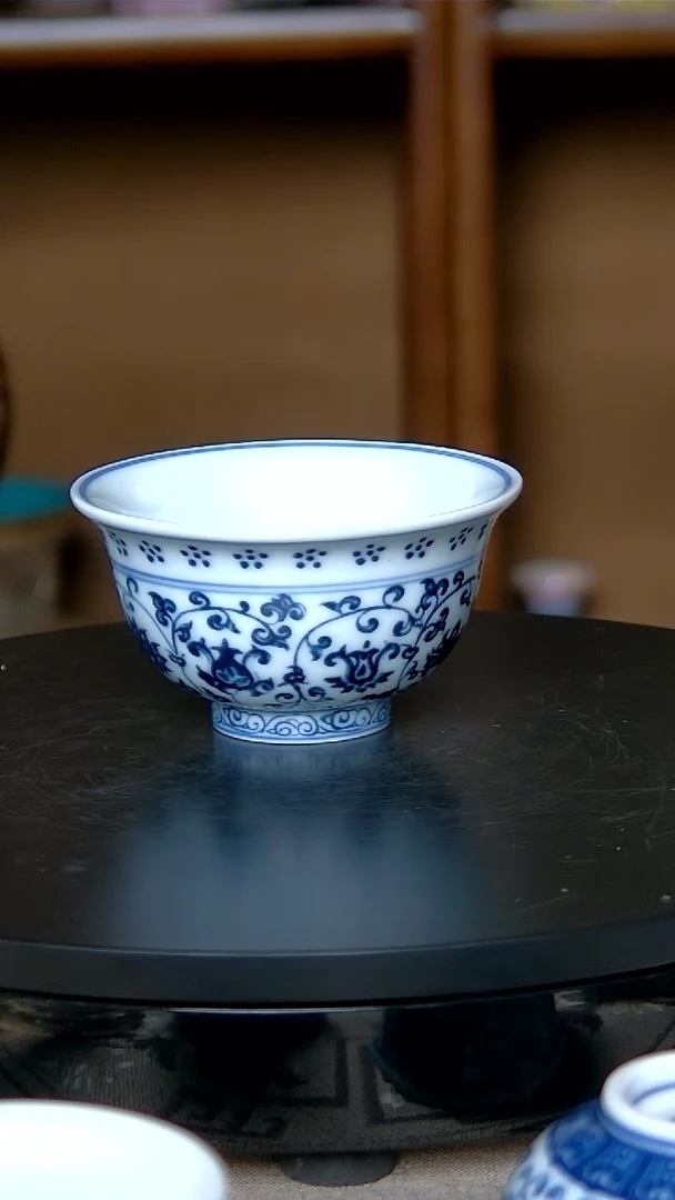 景德镇青花永乐压手杯