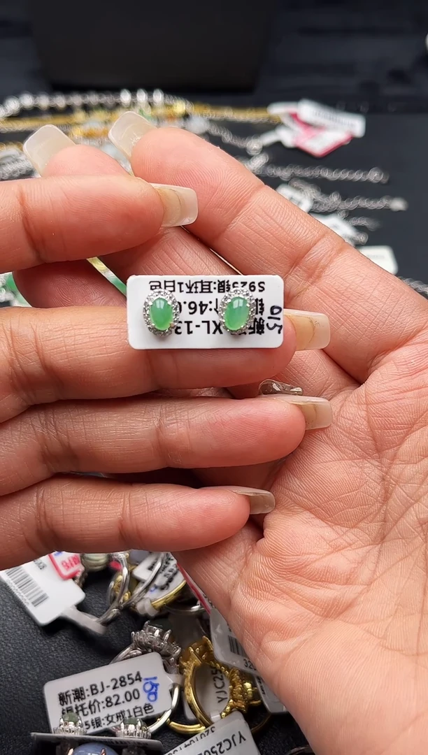 【闪购商品】翡翠耳饰银S925镶嵌缅甸天然A货翡翠S925银镶嵌