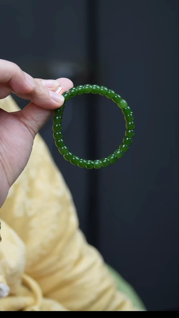 未镶嵌手链和田玉1