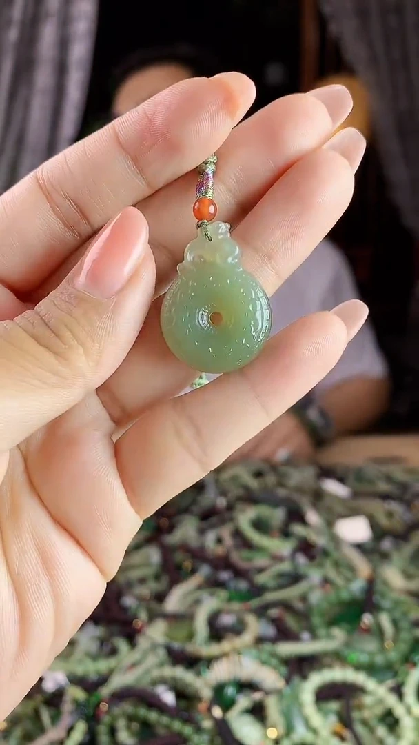 和田玉未镶嵌挂件多样性发货拍一发一