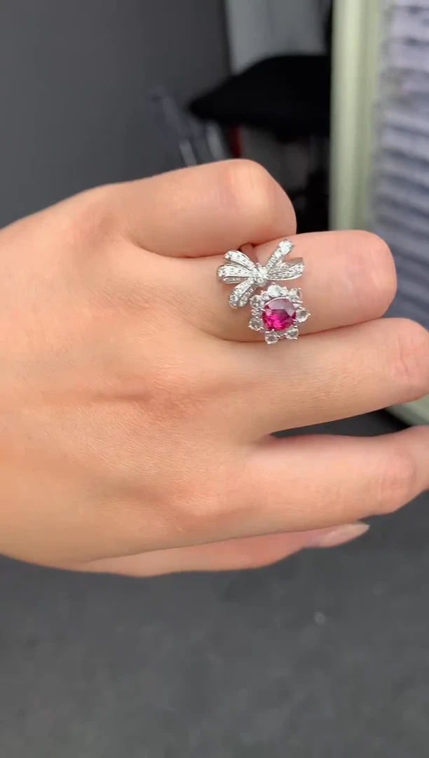 【闪购商品】红宝石戒指18K金镶嵌1ct粉红宝戒指