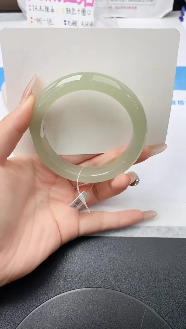 未镶嵌手镯石英质玉w146-DB多样性发货61+