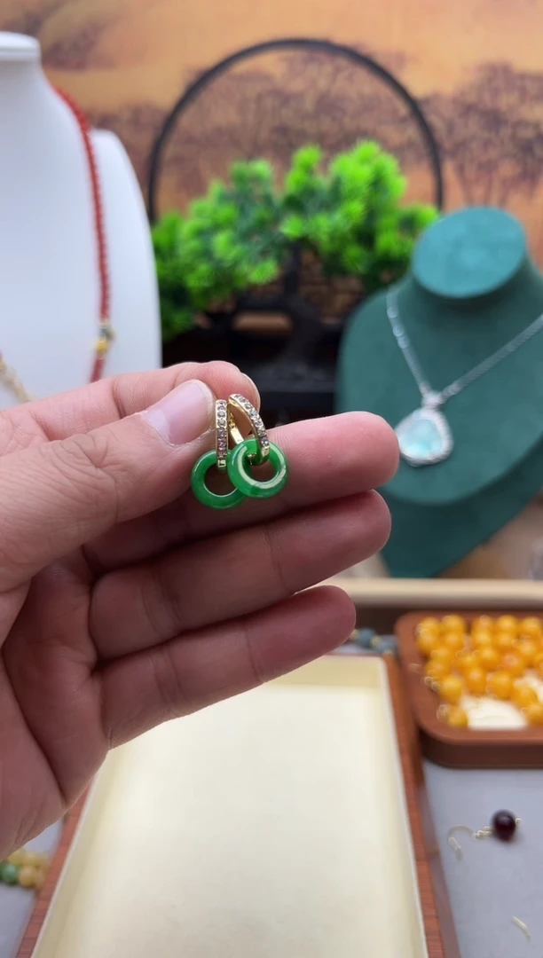 翡翠14K金镶嵌耳饰E251